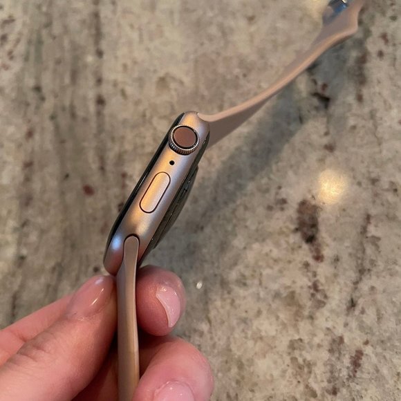 Apple Watch Series 4 - Rose gold 44mm